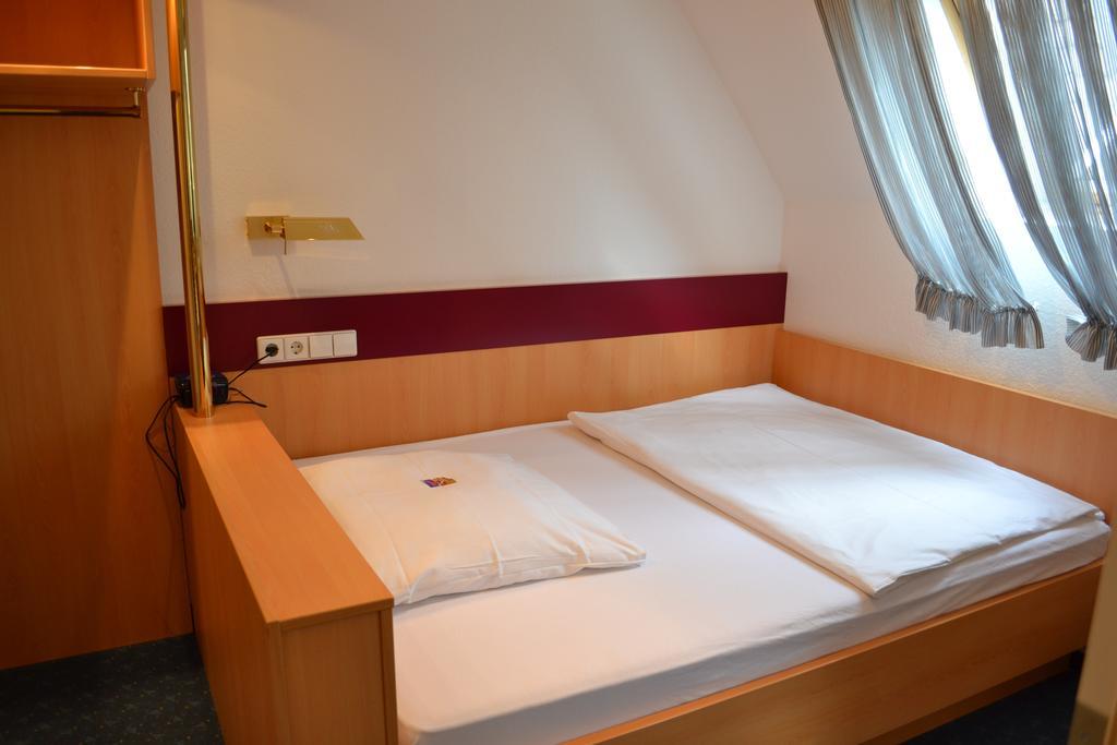 Hotel Hospiz Tubingen Ruang foto