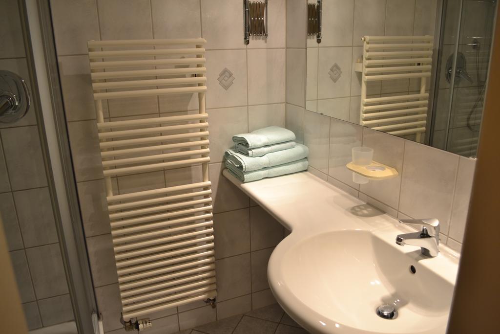 Hotel Hospiz Tubingen Bagian luar foto