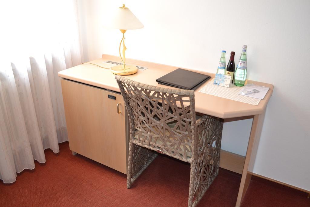 Hotel Hospiz Tubingen Ruang foto
